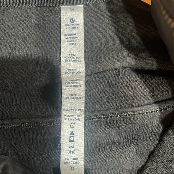 Lululemon Men’s Performance Stretch Full Zip Front Jacket SZ M Black‎ - Picture 6 of 6